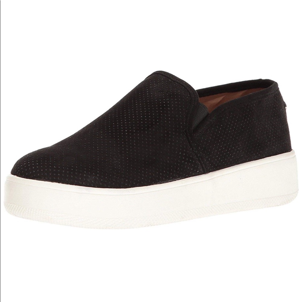 Steve Madden Gracy slip ons 6.5 black